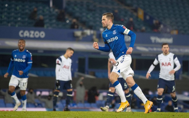 抢占了赛季 抢占了赛季